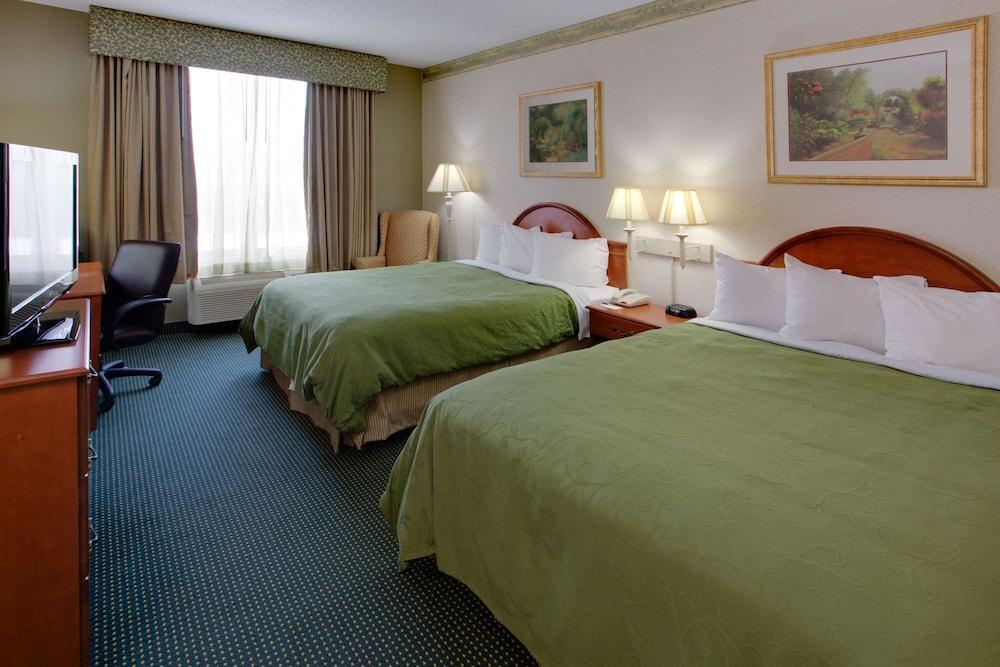 Country Inn & Suites By Radisson, Brockton Εξωτερικό φωτογραφία