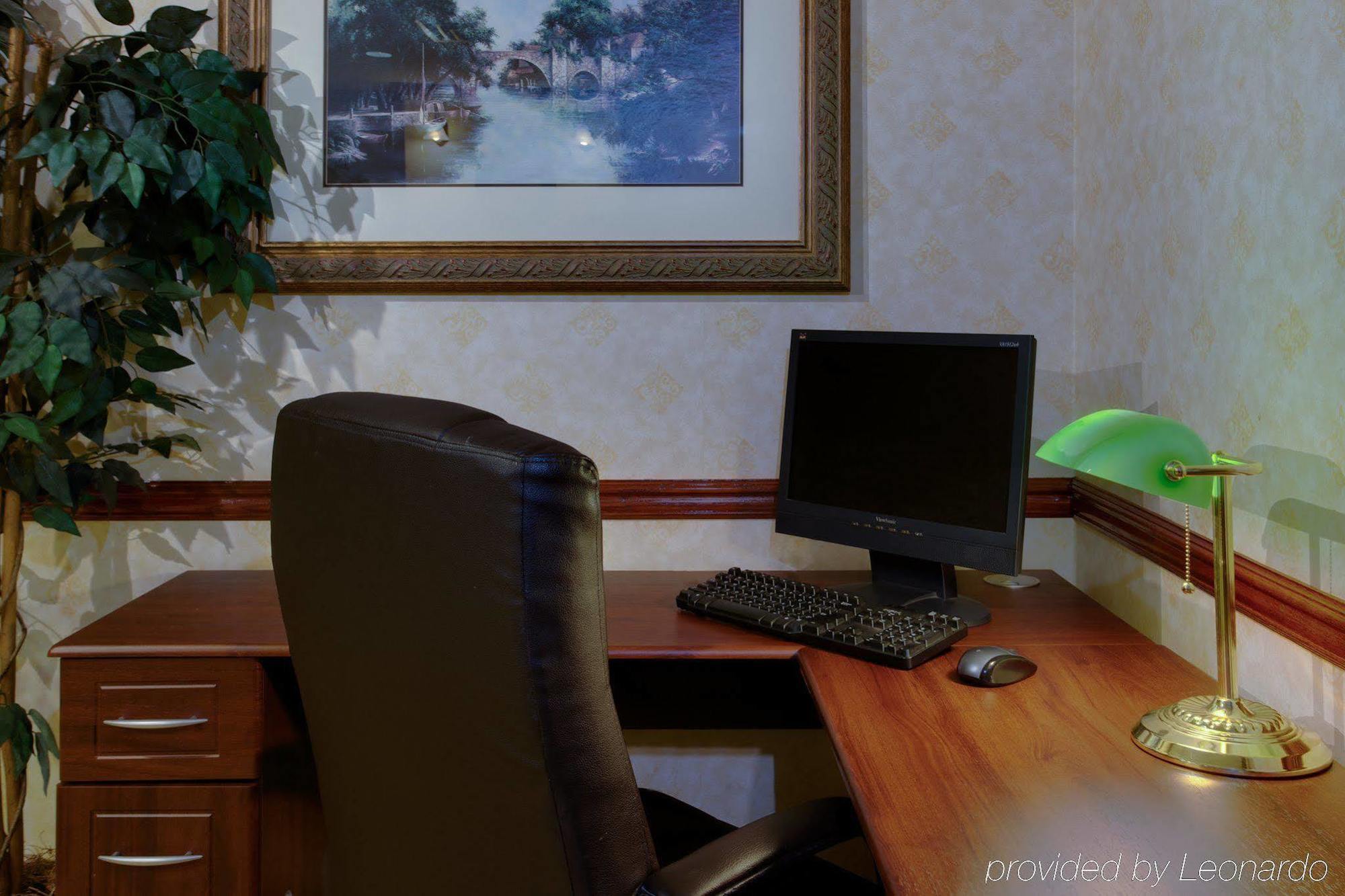 Country Inn & Suites By Radisson, Brockton Εξωτερικό φωτογραφία